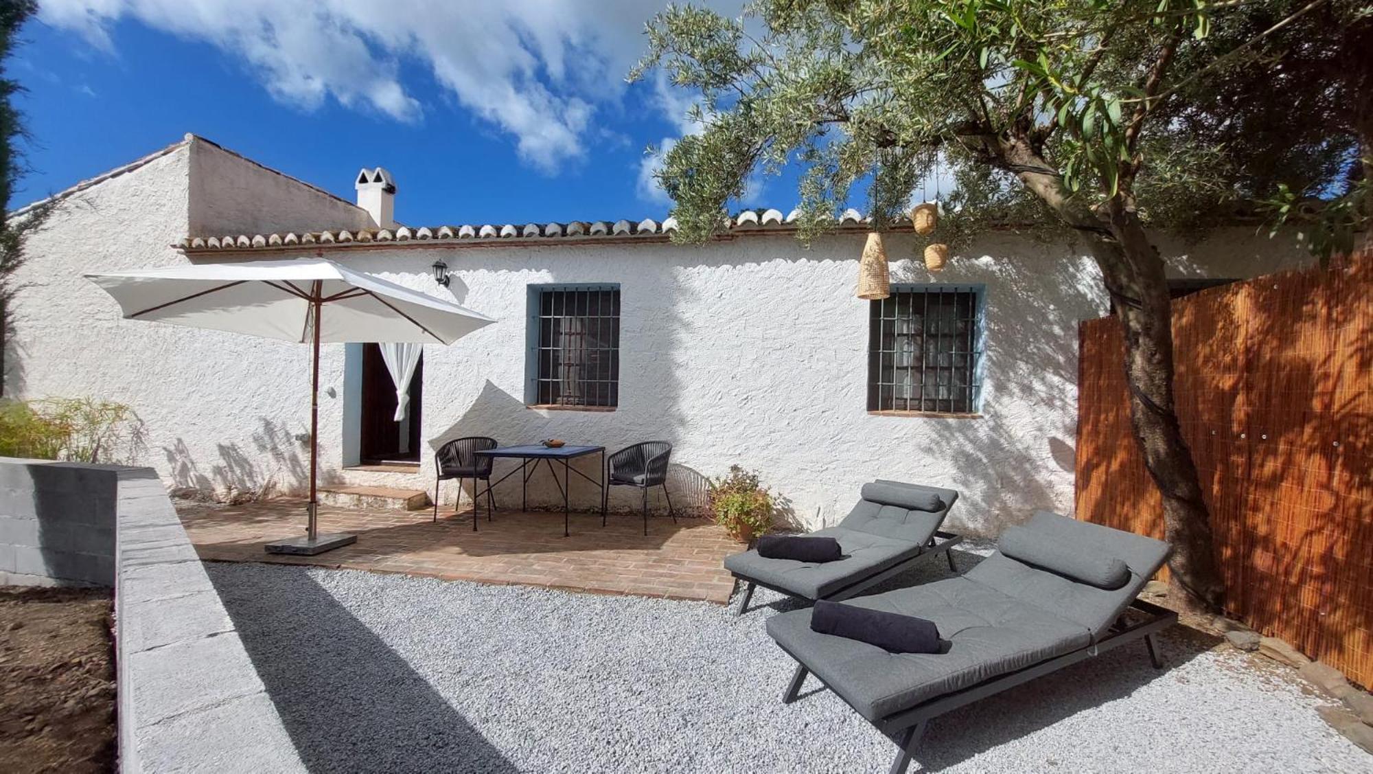 Cortijo Lagar De Luisa Guest House Borge Bagian luar foto